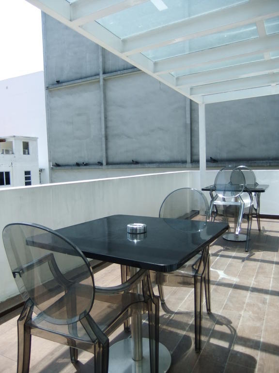 Amaris Hotel By Santika, Bugis - Singapore Exterior photo